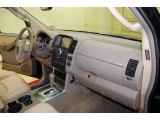 2011 Nissan Pathfinder Silver Dashboard