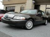 2005 Lincoln Town Car Signature Limited