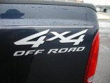 2002 Ford F350 Super Duty XLT Crew Cab 4x4 Marks and Logos