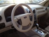 2005 Ford Freestyle SE AWD Dashboard