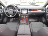 2012 Volkswagen Touareg VR6 FSI Executive 4XMotion Dashboard
