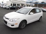 Polar White Hyundai Elantra in 2012