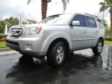 2010 Honda Pilot EX-L Front 3/4 View
