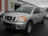 2009 Radiant Silver Nissan Titan SE King Cab 4x4 #62098303