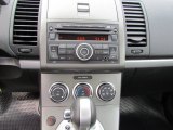2010 Nissan Sentra 2.0 SR Controls