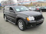 2009 Jeep Grand Cherokee Laredo 4x4 X Package Front 3/4 View