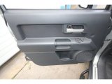 2010 Toyota FJ Cruiser  Door Panel