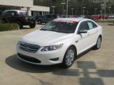 2012 White Platinum Tri-Coat Ford Taurus Limited #62377686