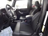 2012 Jeep Wrangler Unlimited Call of Duty: MW3 Edition 4x4 Call of Duty: Black Sedosa/Silver French-Accent Interior