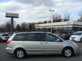 2009 Silver Shadow Pearl Toyota Sienna XLE #62508017