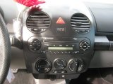 2004 Volkswagen New Beetle GLS Convertible Controls