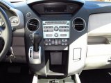 2011 Honda Pilot EX Controls