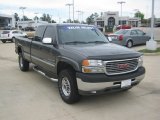 2001 GMC Sierra 2500HD SL Extended Cab Front 3/4 View