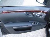 2012 Mercedes-Benz S 550 4Matic Sedan Door Panel