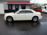 2005 Cool Vanilla Chrysler 300 C HEMI #62758317