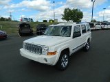 2008 Jeep Commander Limited Front 3/4 View