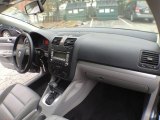 2007 Volkswagen Jetta 2.5 Sedan Dashboard