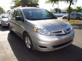 2007 Silver Shadow Pearl Toyota Sienna LE #62840400