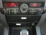 2009 Kia Borrego LX V6 Controls