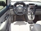 2007 Kia Rondo EX Dashboard
