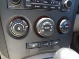 2007 Kia Rondo EX Controls