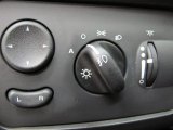 2006 Chrysler Town & Country Limited Controls