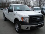 2011 Ford F150 XL Regular Cab 4x4 Front 3/4 View