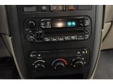 2002 Chrysler Voyager  Controls