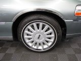 2005 Lincoln Town Car Signature Wheel