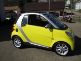 Light Yellow Smart fortwo in 2008