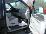 2005 Ford F350 Super Duty XLT Regular Cab 4x4 Medium Flint Interior