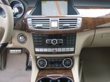 2012 Mercedes-Benz CLS 550 4Matic Coupe Controls