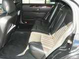 2009 Lincoln Town Car Executive L Rear Seat