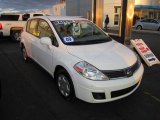 2009 Nissan Versa 1.8 S Hatchback