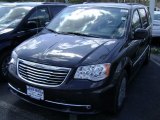 2012 Dark Charcoal Pearl Chrysler Town & Country Touring #63913610