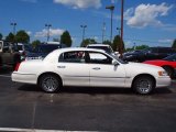 2001 Ivory Parchment Tri Coat Lincoln Town Car Cartier #63977805