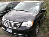 2012 Brilliant Black Crystal Pearl Chrysler Town & Country Touring #63977751