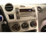 2009 Pontiac Vibe  Controls