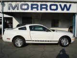 2007 Performance White Ford Mustang V6 Deluxe Coupe #64034454