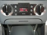 2003 Audi TT 1.8T quattro Coupe Controls