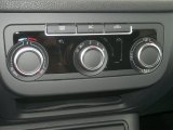 2012 Volkswagen Tiguan S 4Motion Controls