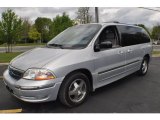2000 Ford Windstar SEL Front 3/4 View