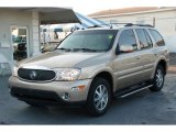 2004 Buick Rainier CXL Front 3/4 View