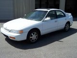 1995 Frost White Honda Accord EX Sedan #6413227