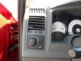 2006 Dodge Dakota ST Club Cab Controls