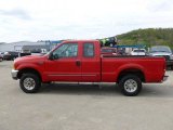 Red Ford F250 Super Duty in 2000