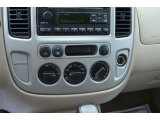 2007 Ford Escape XLT 4WD Controls