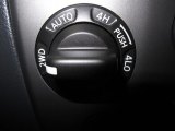 2009 Nissan Armada SE 4WD Controls