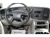 2004 Chevrolet Suburban K2500 LT 4x4 Dashboard