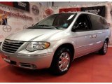 2006 Bright Silver Metallic Chrysler Town & Country Limited #64975901